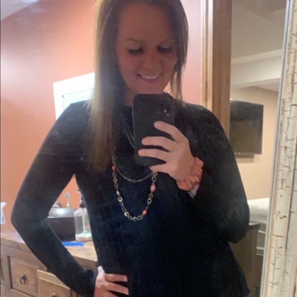 Meet your Posher, Cortnee - Picture 2 of 2